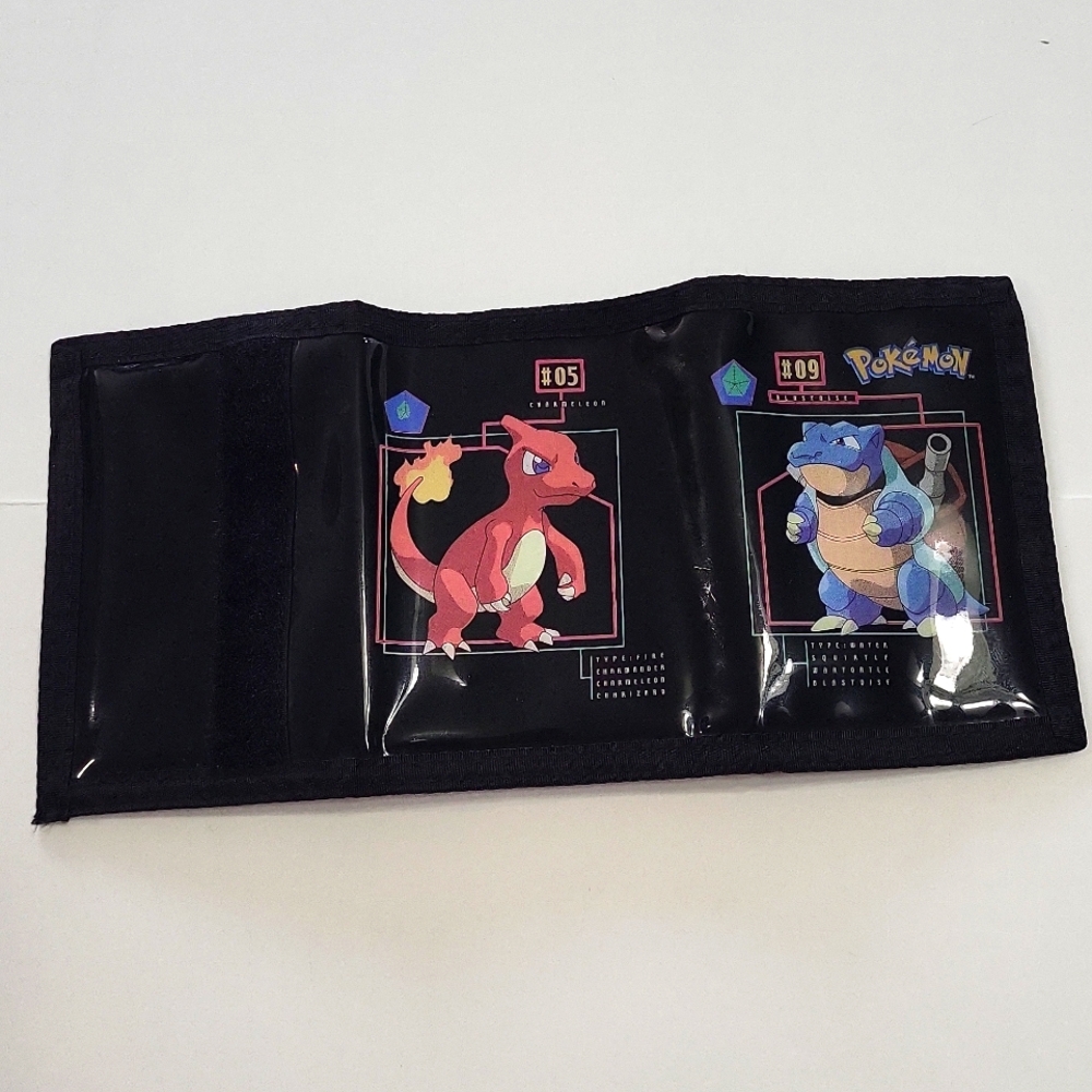 Vintage Official Nintendo Pokémon Trifold Black Wallet.